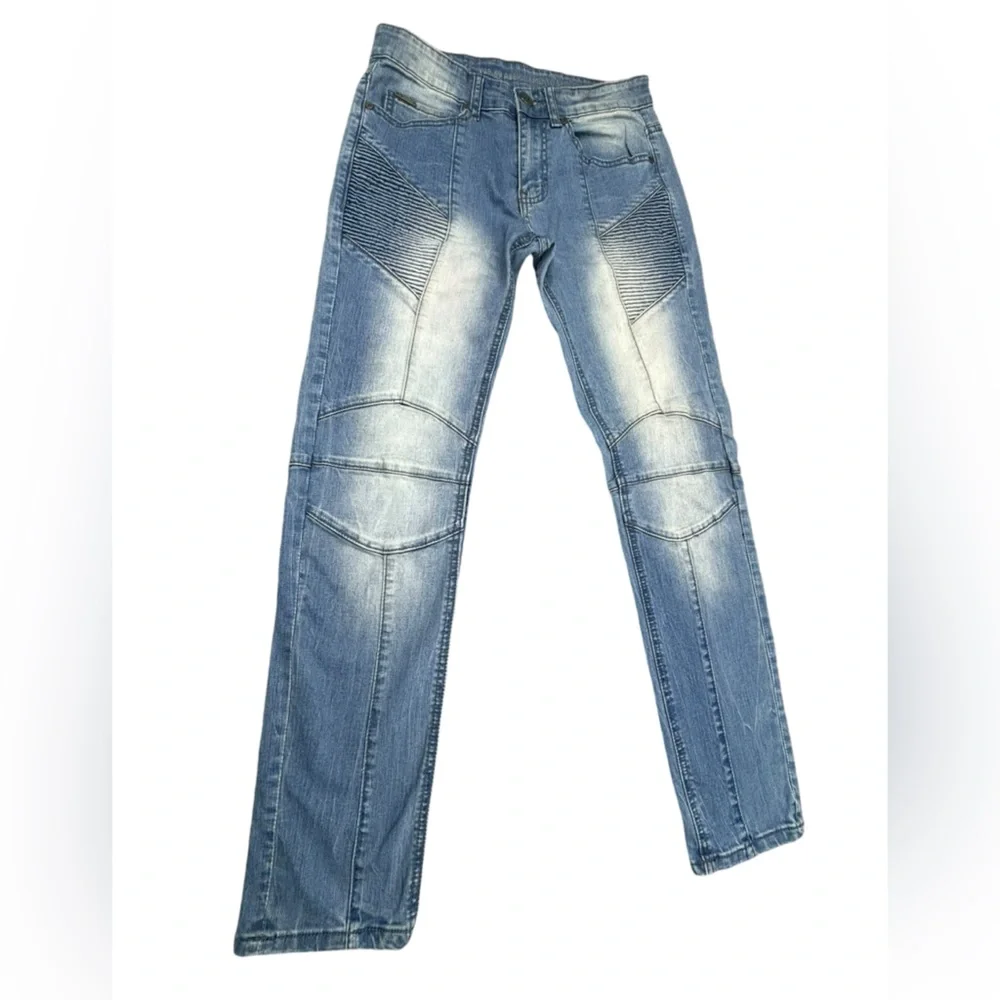 19V69‎ by Versace- jeans- size 28x30- Excellent Condition!!